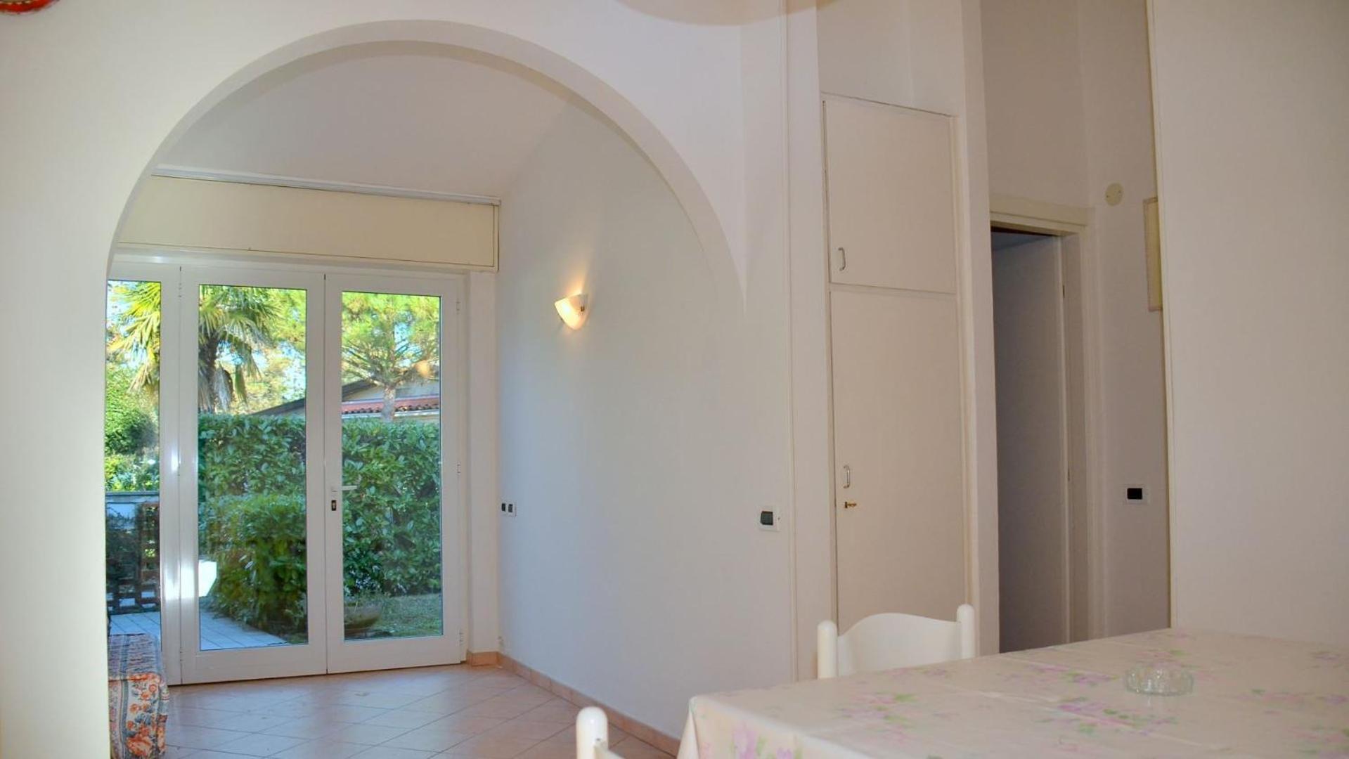 Homely Flat For 5, In A Green Area In Bibione Exterior foto